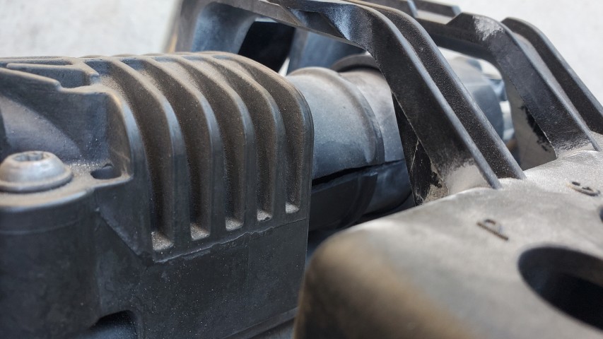 1st Generation Tesla Model S air suspension compressor stays on all the time